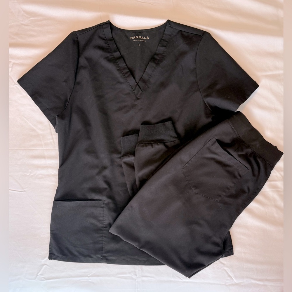 Mandala Black Scrub Set